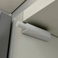 Beslag Design K-push Komplett med Dämpare