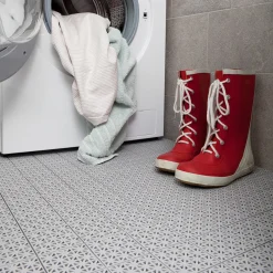 Plastgolv|Garagegolv*Hestraplattan Universa Glacier Grey